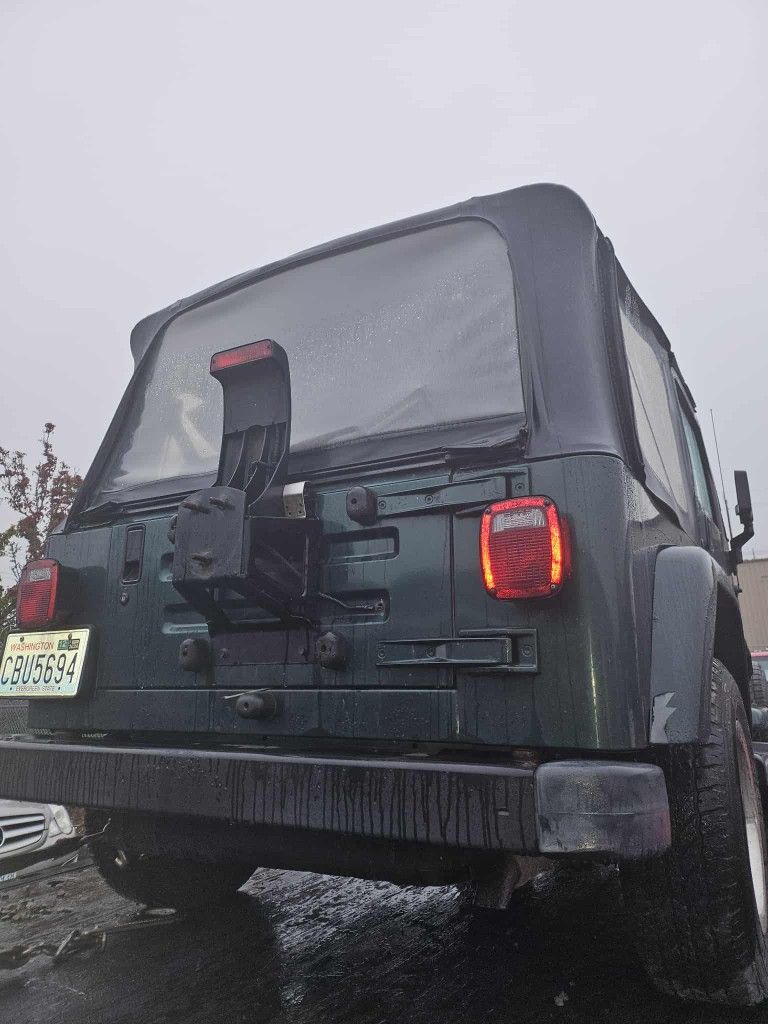 2001 JEEP WRANGLER FOR PARTS  