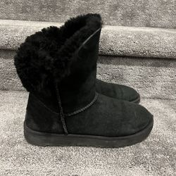 Uggs Size 7 