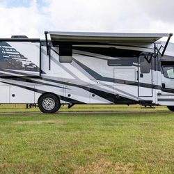 2024 Jayco Seneca6.7L Cummins Turbodiesel Inline-Six