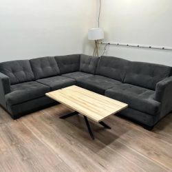 DELIVERY AVAILABLE Gray Sectional Couch