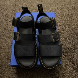 Dr Martens woman’s leather sandals