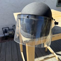 Heavy Duty Tactical Police Riot Helmet With Aetco FS40 Face Shield