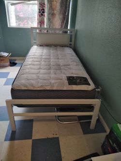 Twin bed