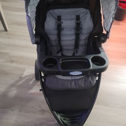 BABY STROLLER 