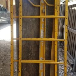 Scaffolding 6x6  Good condition 