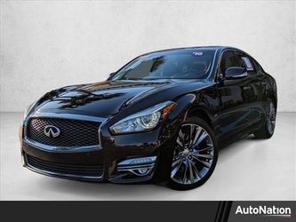 2016 INFINITI Q70