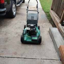 Weed eater Lawnmower 