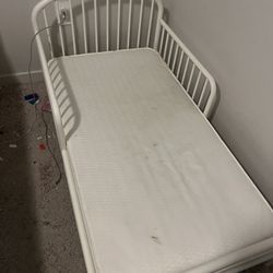 Toddler Bed With Mattress 