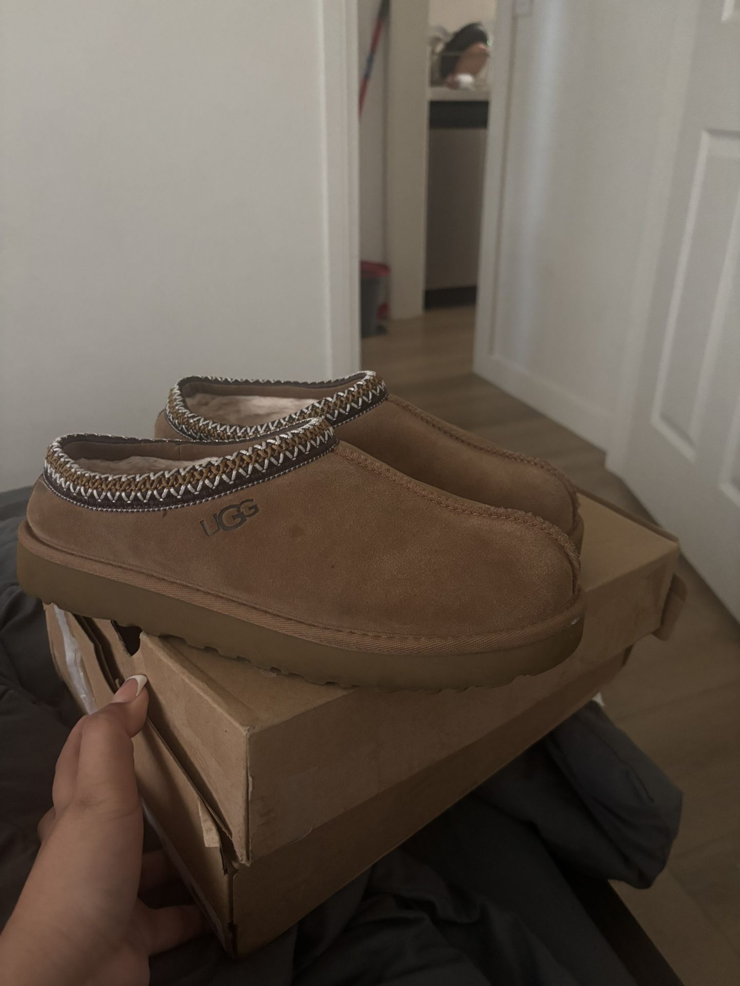 Ugg Tasman