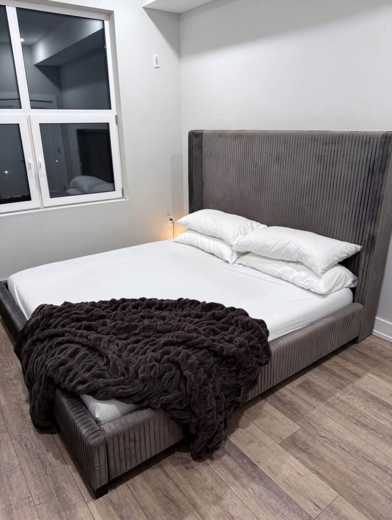 King Size Upholstered Bed – Gray – MATTRESS NOT INCLUDED $400(Philadelphia)