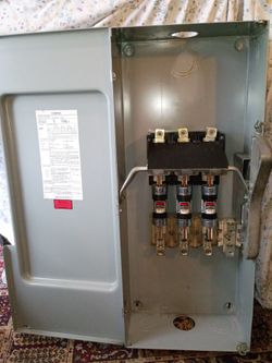 Siemens JN-424 200A Fusible Safety Switch