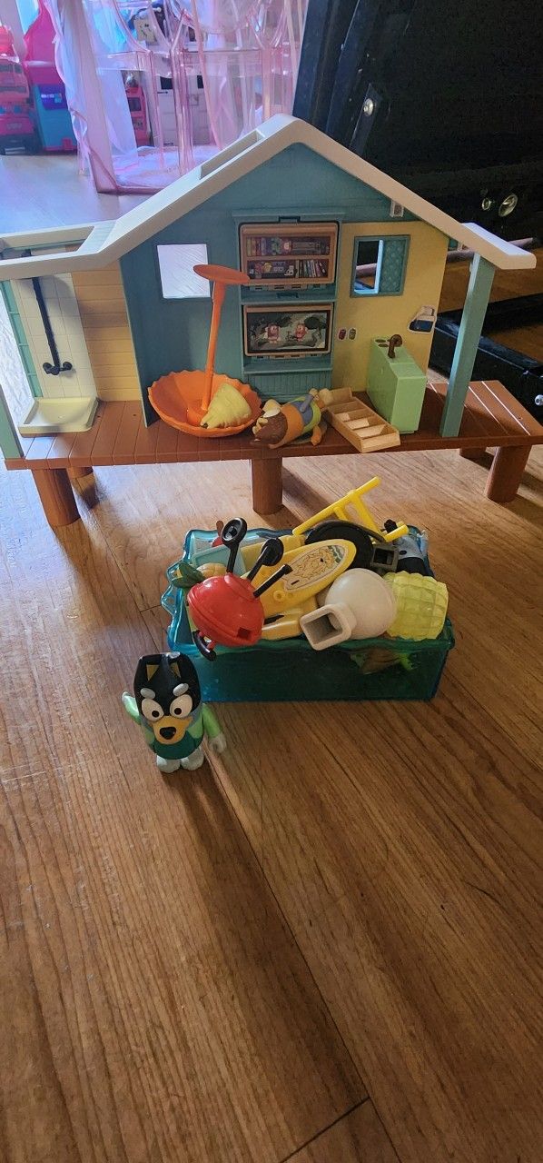 Bluey House With All Acessories