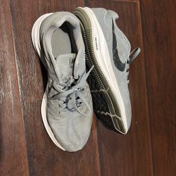 Nike Shoes Size 8 