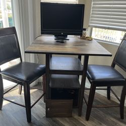 Square Table And 2 Chairs 