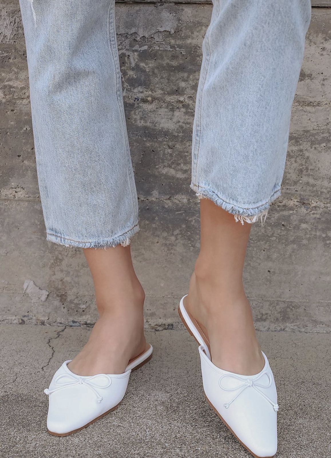 Mules White Women Flat , Size :7.5 ,price:$20