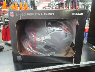 Used New England Patriots Riddell Speed Replica Helmet In Box Small Tear Inside