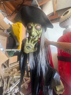 Witch animatronic