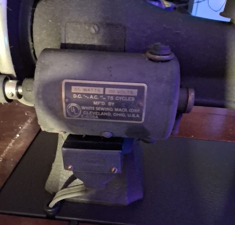 Whire Sewing Mach