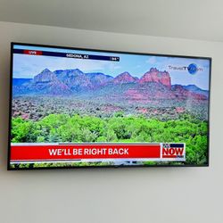 LG 82” 4K Smart TV (82UN8570AUD)