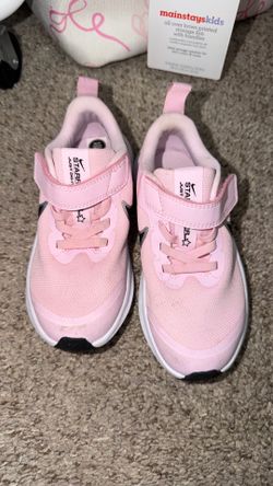 Girls closet clean out