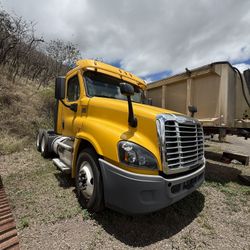 Freightlander GREAT CONDITION $28,050