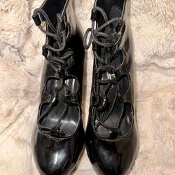 Dancing Shoes 