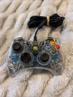 Blue glow Xbox 360 controller