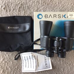 BARSKA BINOCULARS $40