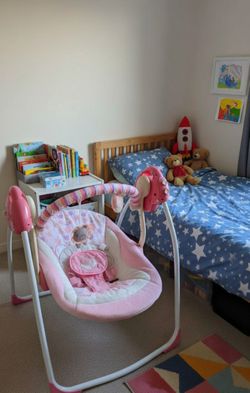 Pink & White Portable Baby Swing (Music, Multiple Speeds, Folds)