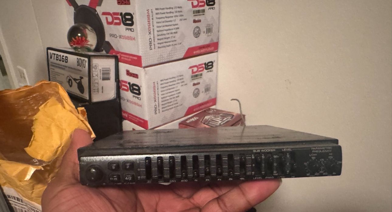 Vintage Kenwood KGC-6042A CAR Graphic Equalizer 9 Band Frequency Old School(PRICE IS FIRM)