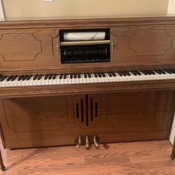 Story & Clark Classic Player Piano