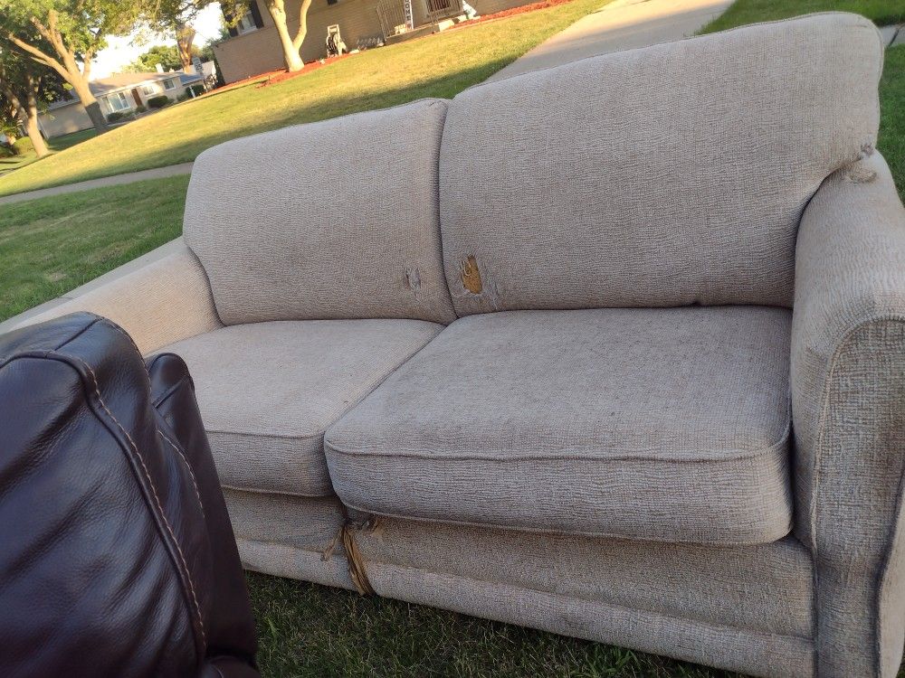 Reclining Sofas- Free