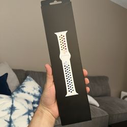 Apple Watch Band (44mm)