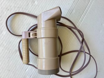 Vtg.Preowned Stylemaster Clothes Steamer Model 9554 Travel Size Garment Wrinkles Remover  7” 