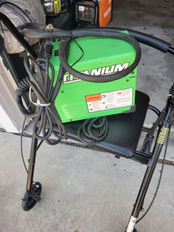 TITANIUM  Flux  125 Welder