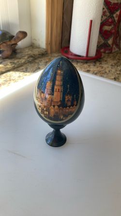 Egg ( Resurection With Five Crosses ) 