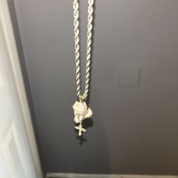 Rope Chain With Pendant