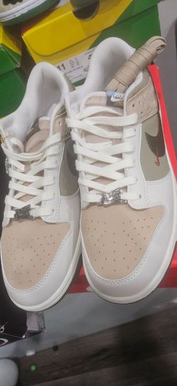 Year of the dragon dunks