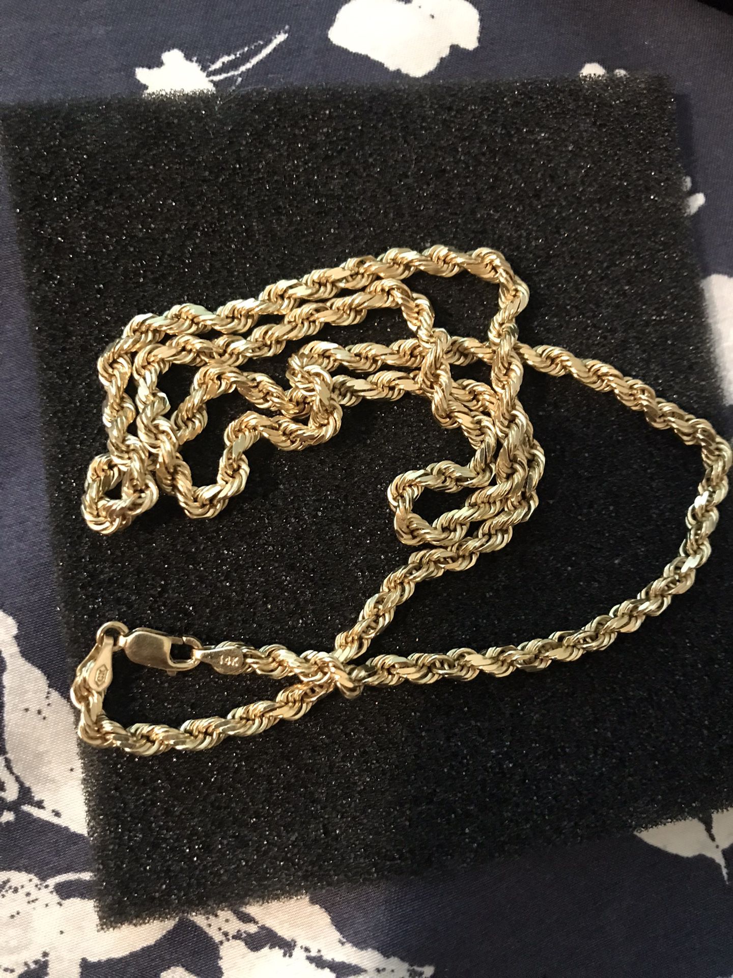 Gold Necklace Diamond Cut