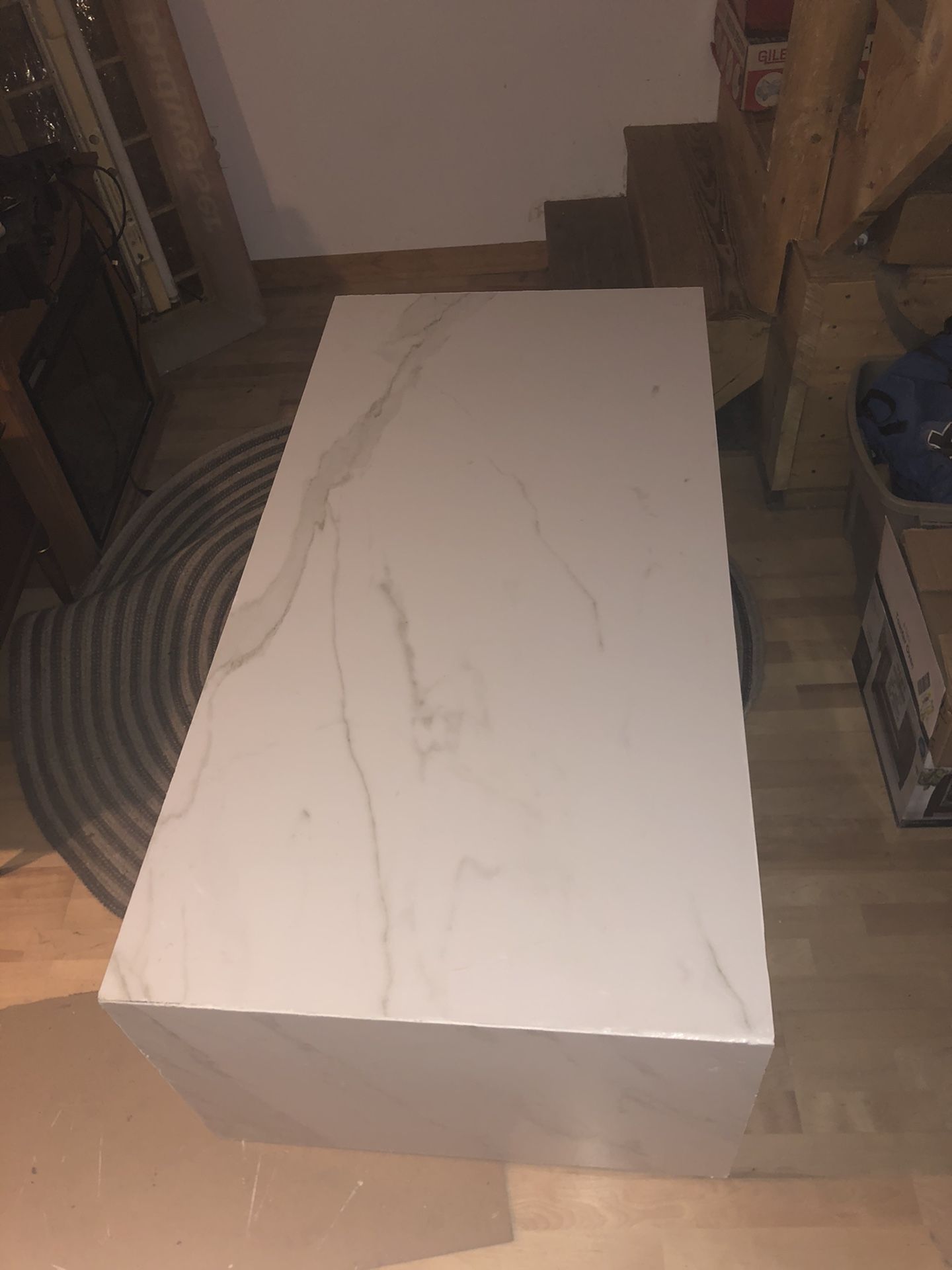 Stunning 30x60 Marble Table W/ 4 epoxy marble octagon side tables
