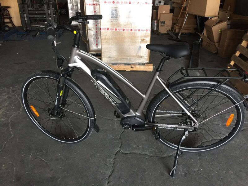 Electric bicycle central 550w overfly brand new 4500us