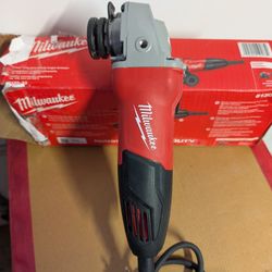 Milwaukee Angle Grinder Corded 