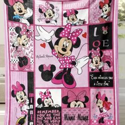 Fleece Minnie Mouse Blanket- New