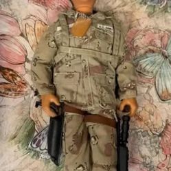 The item in the image is a 1991 Hasbro G.I. Joe Hall of Fame Duke action figure. 