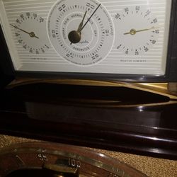 Air guide, Vintage , 8" Barometer 