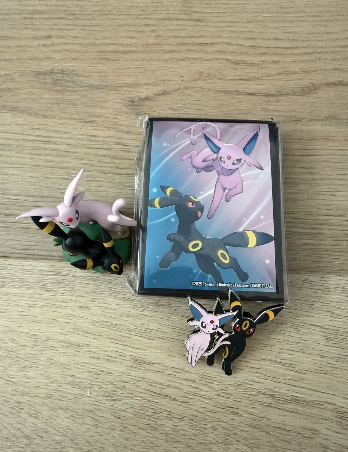 Prismatic Evolutions Figure and Card Sleeve Bundle