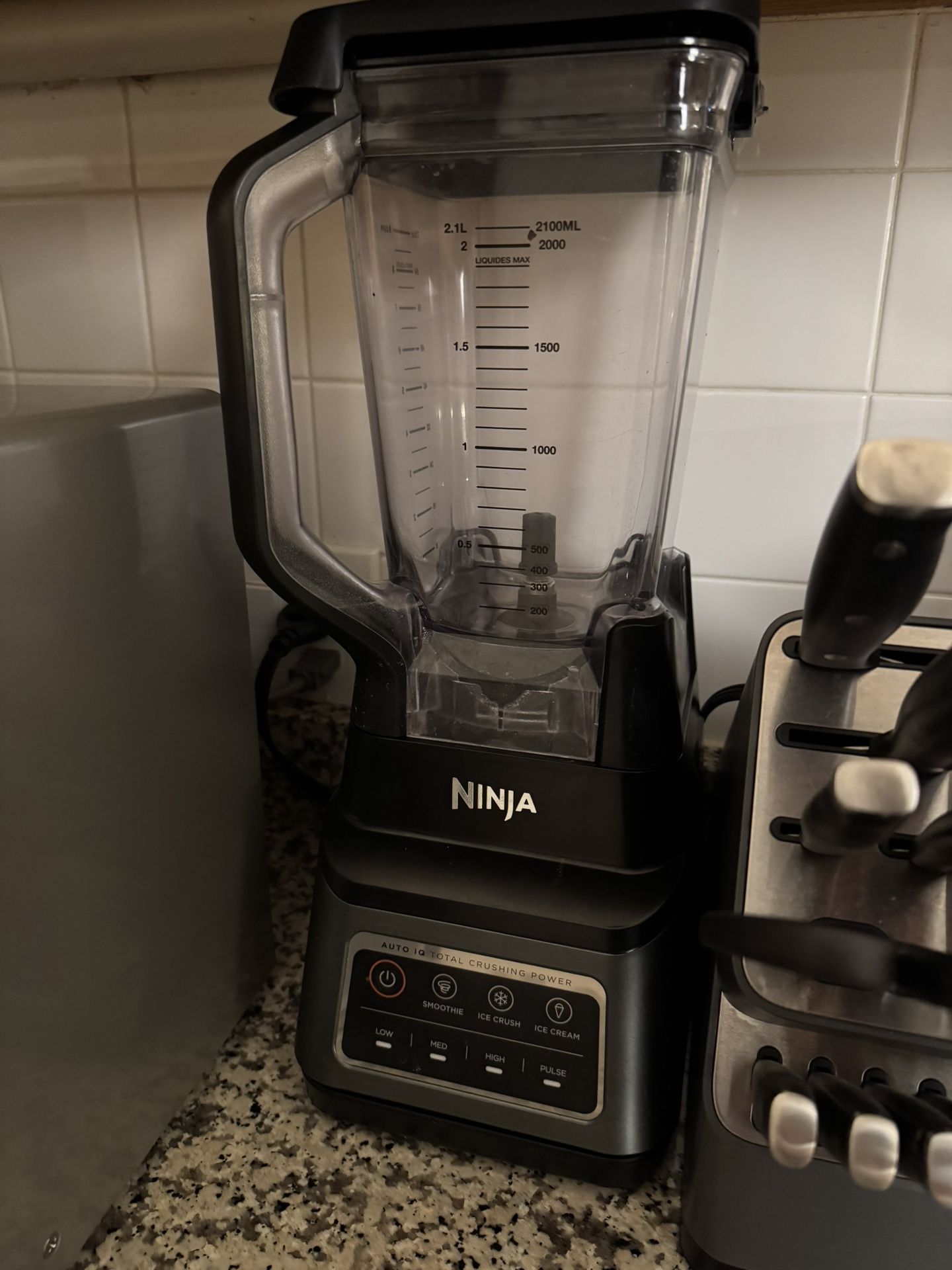 Ninja Professional Plus Blender AutoIQ