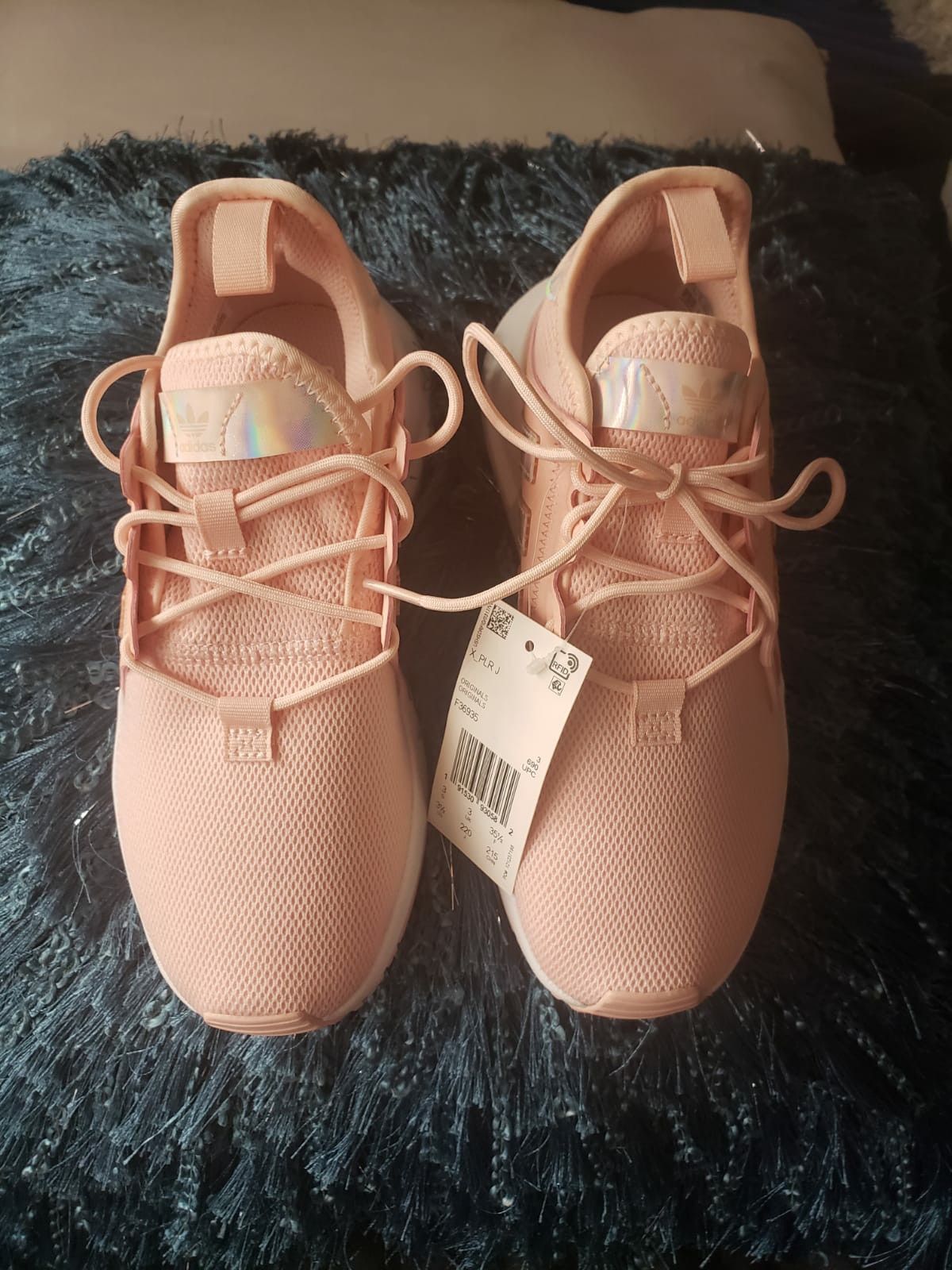 adidas Xplorer Pink & Metallic Shoes Size 5. 5