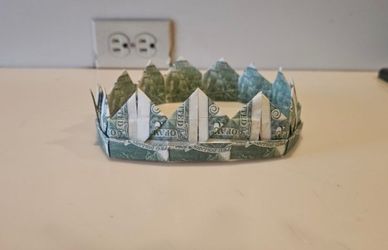 $2 Bill Crown
