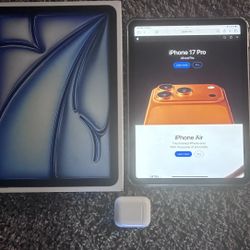 iPad M3 In Box AirPods With Case